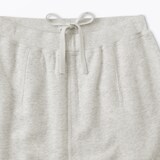 婦人　昔ながらの製法で編み立てたスウェットスカート