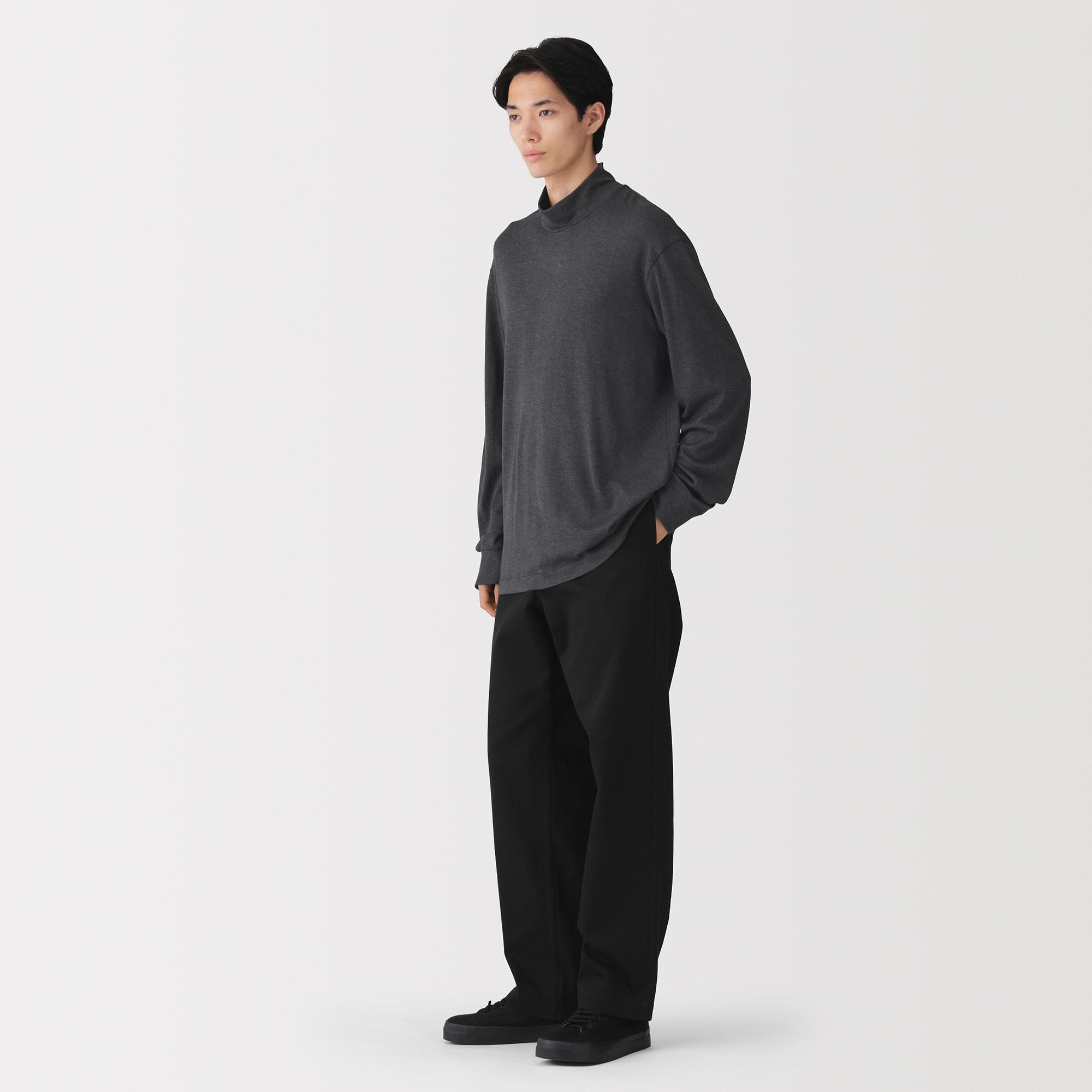 紳士　昔ながらの製法で編み立てた天竺ハイネック長袖Ｔシャツ