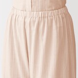 婦人　脇に縫い目のない　薄手ガーゼ五分袖パジャマ（ＯＳ）