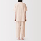 婦人　脇に縫い目のない　薄手ガーゼ五分袖パジャマ（ＯＳ）