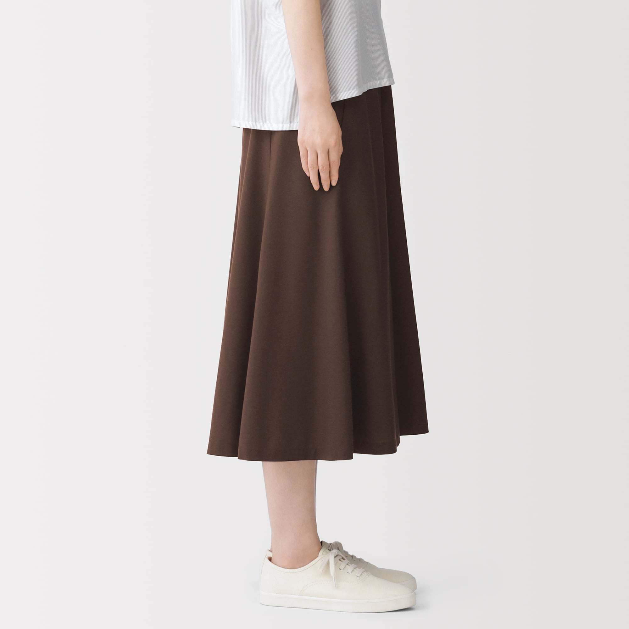 婦人　なめらか　イージースカートパンツ