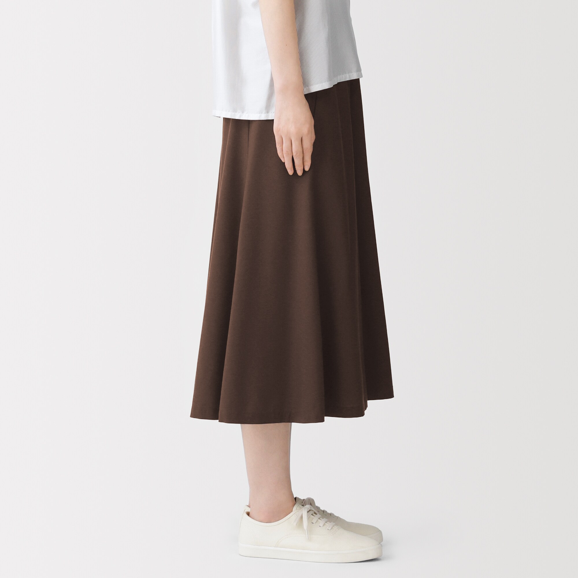 婦人　なめらか　イージースカートパンツ