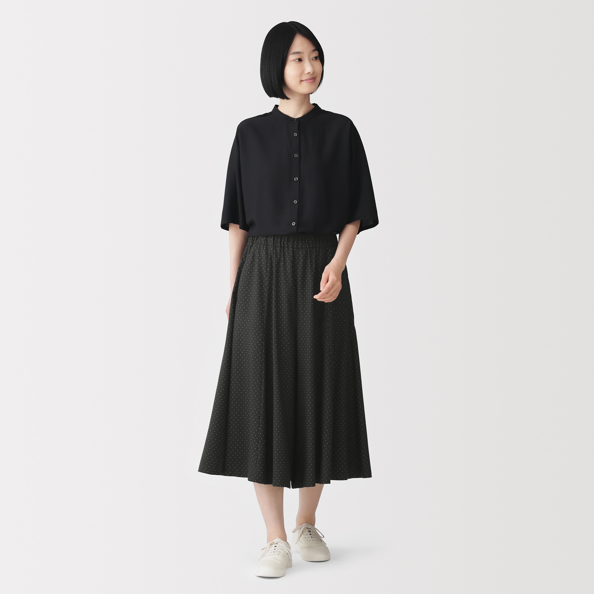 婦人　なめらか　イージースカートパンツ