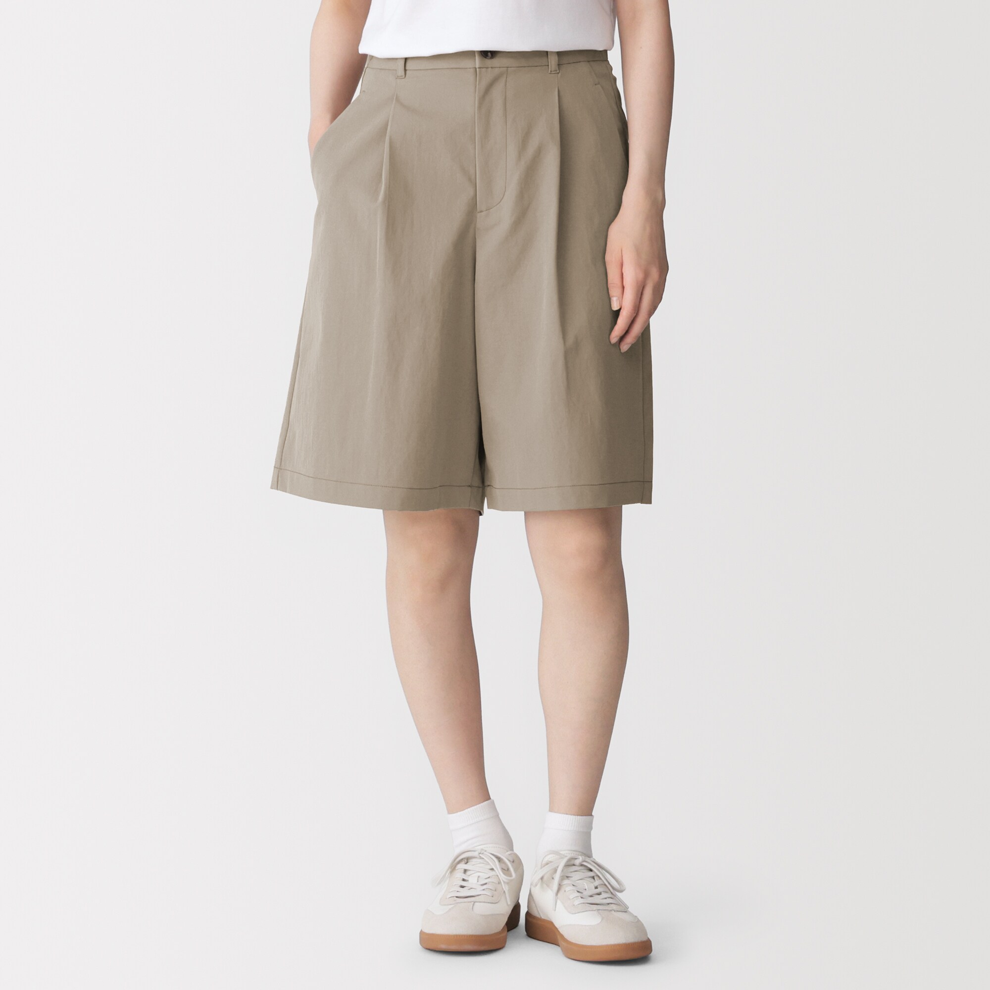 婦人　撥水ストレッチ　チノハーフパンツ