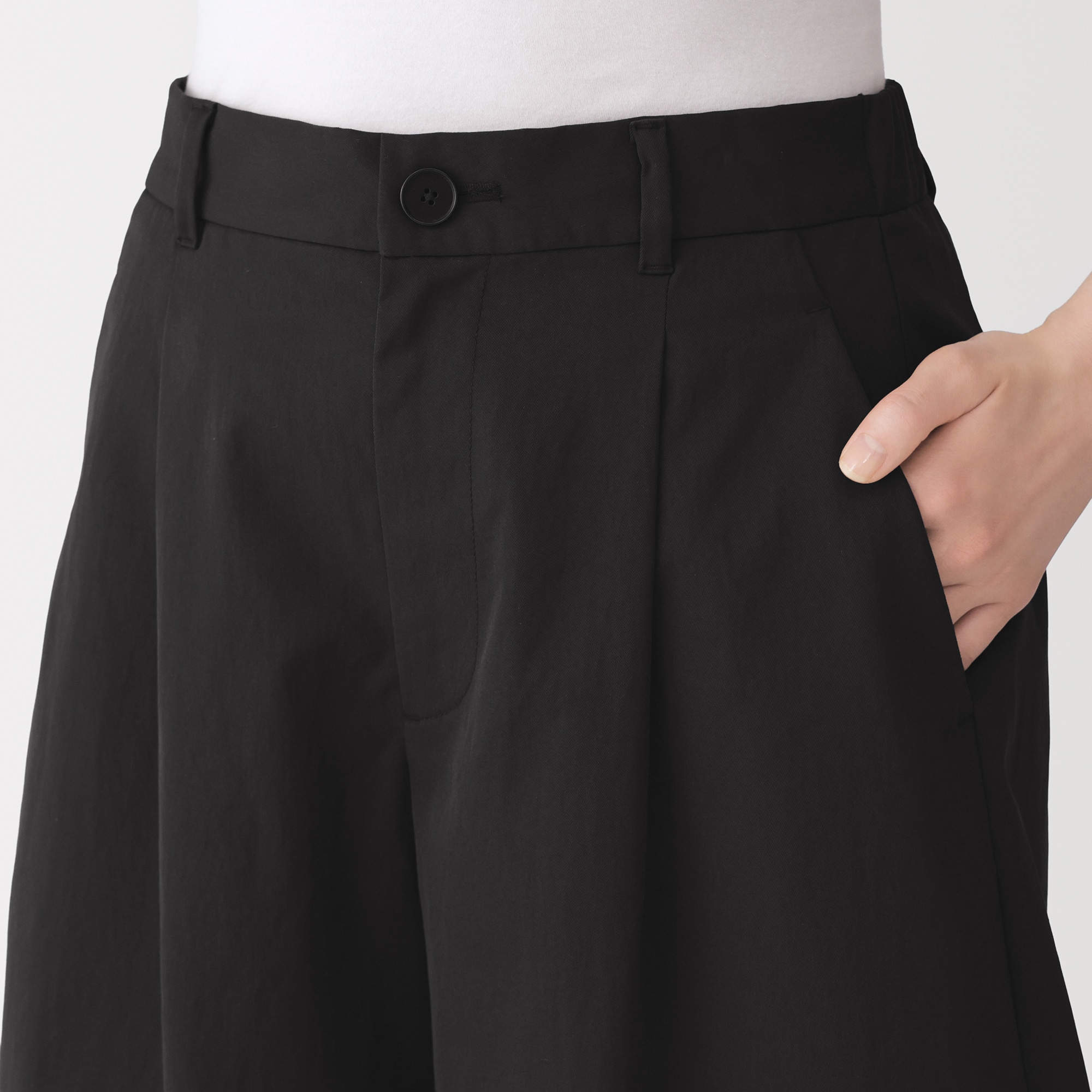 婦人　撥水ストレッチ　チノハーフパンツ