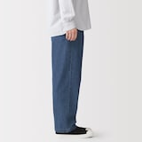 婦人　洗いざらし　デニムイージーテーパードパンツ