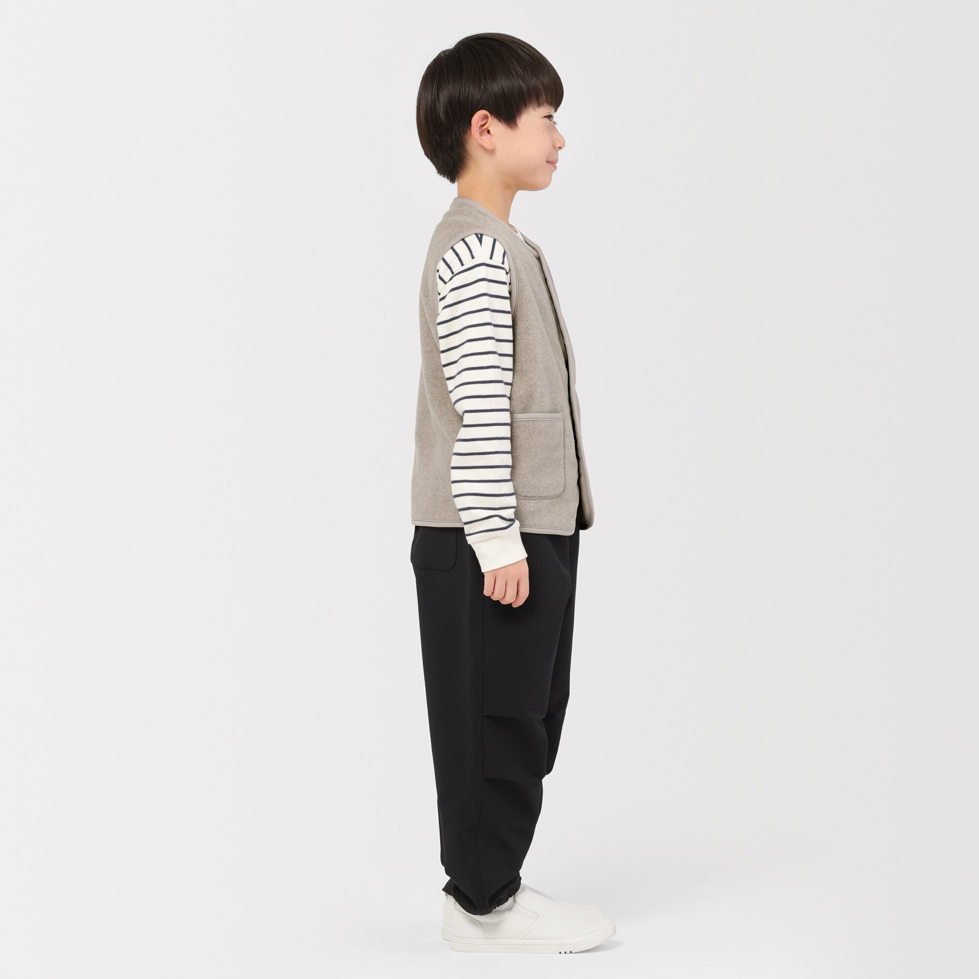 キッズ　素材に還るフリースベスト