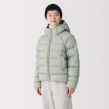 婦人　軽量ダウンポケッタブルフード付きジャケット