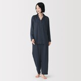 婦人　なめらかサテン　長袖パジャマ