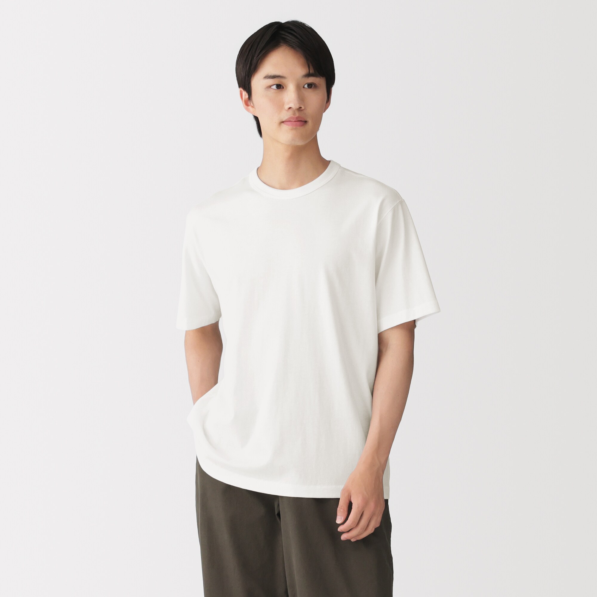 紳士　昔ながらの製法で編み立てたクルーネック半袖Ｔシャツ