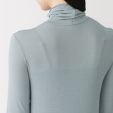 婦人　シアータートルネック長袖Ｔシャツ