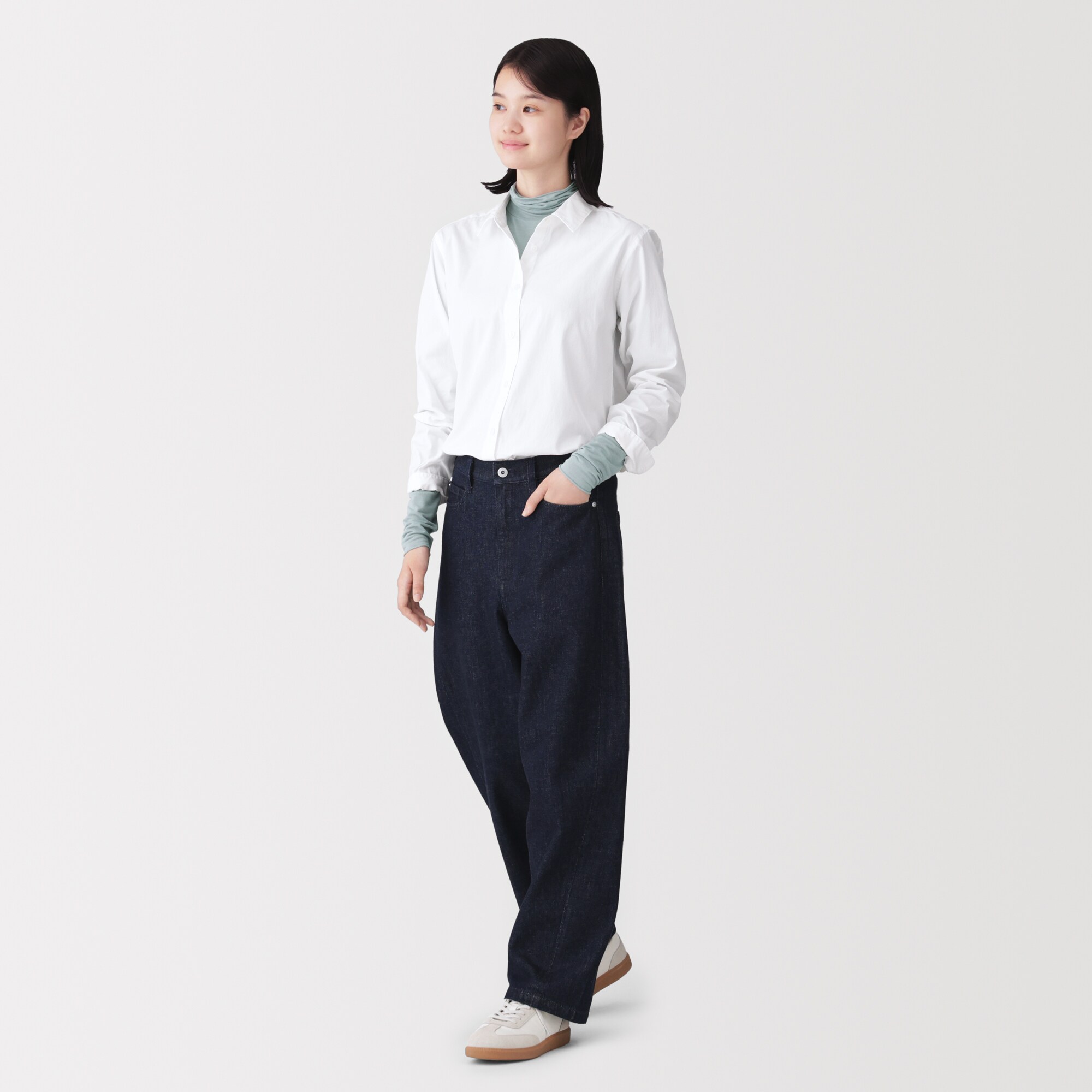婦人　シアータートルネック長袖Ｔシャツ