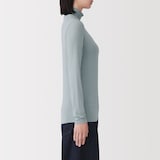 婦人　シアータートルネック長袖Ｔシャツ