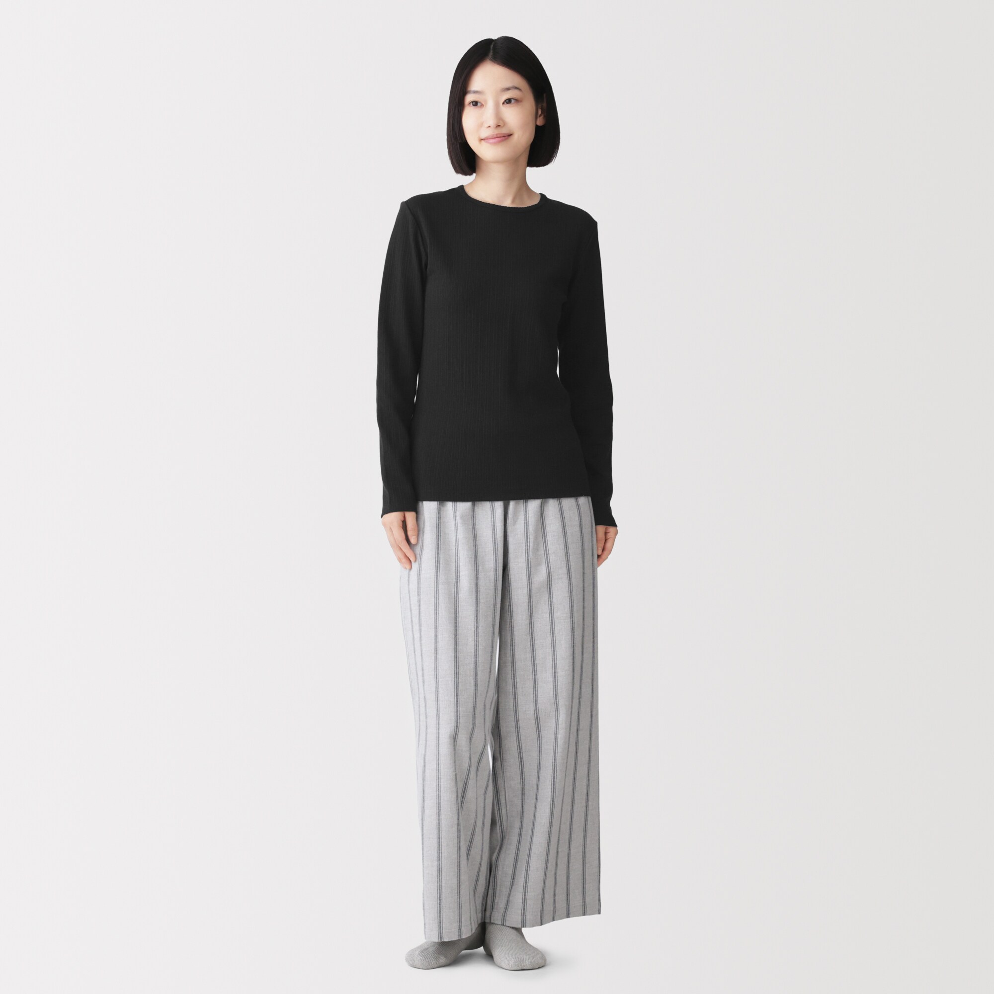 婦人　あったか綿　厚手ジャカード編み　クルーネック長袖Ｔシャツ