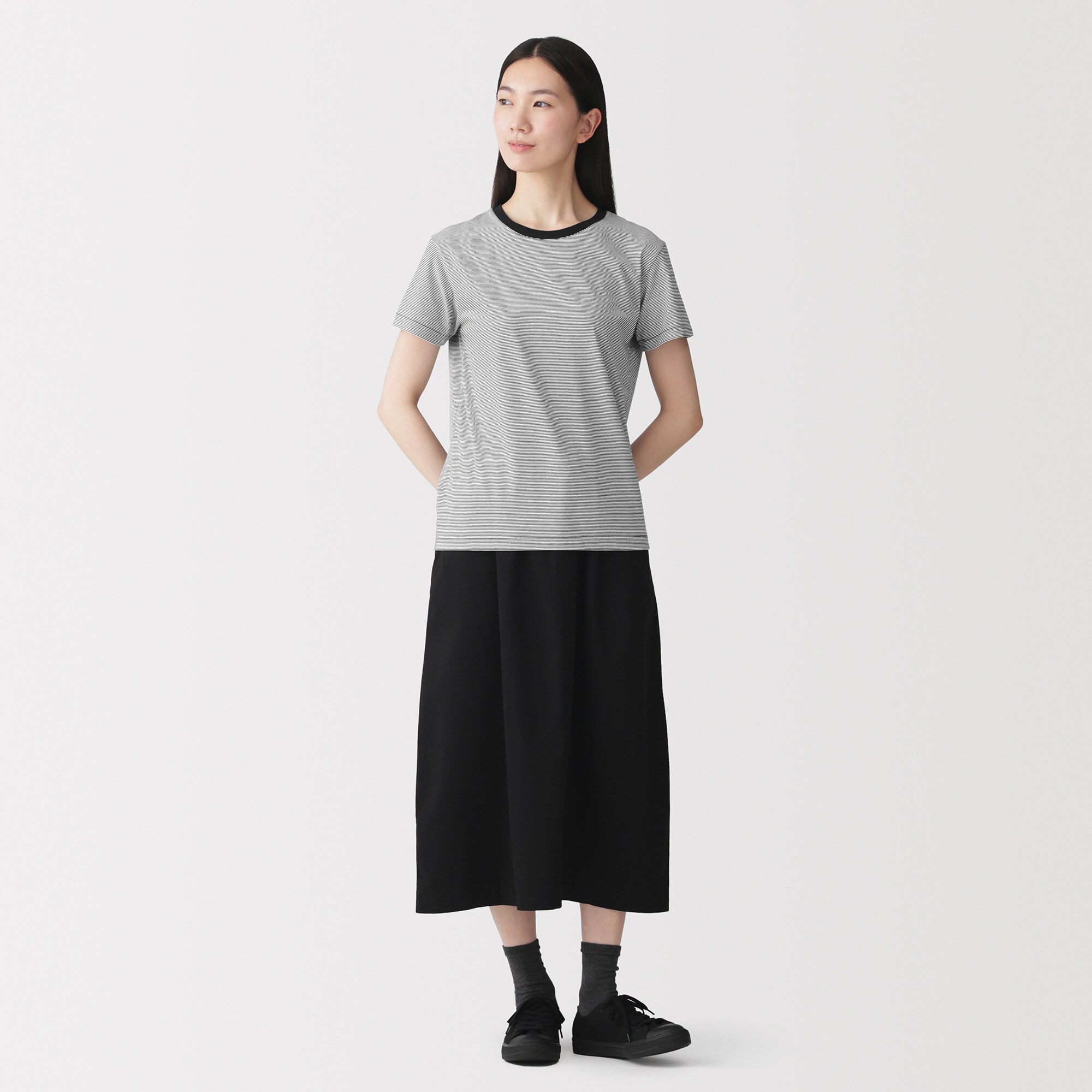 婦人　天竺編みクルーネック半袖Ｔシャツ（ＶＮ）