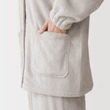 婦人　静電気が起きにくい　着る毛布パジャマ