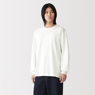 紳士　昔ながらの製法で編み立てたクルーネック長袖Ｔシャツ