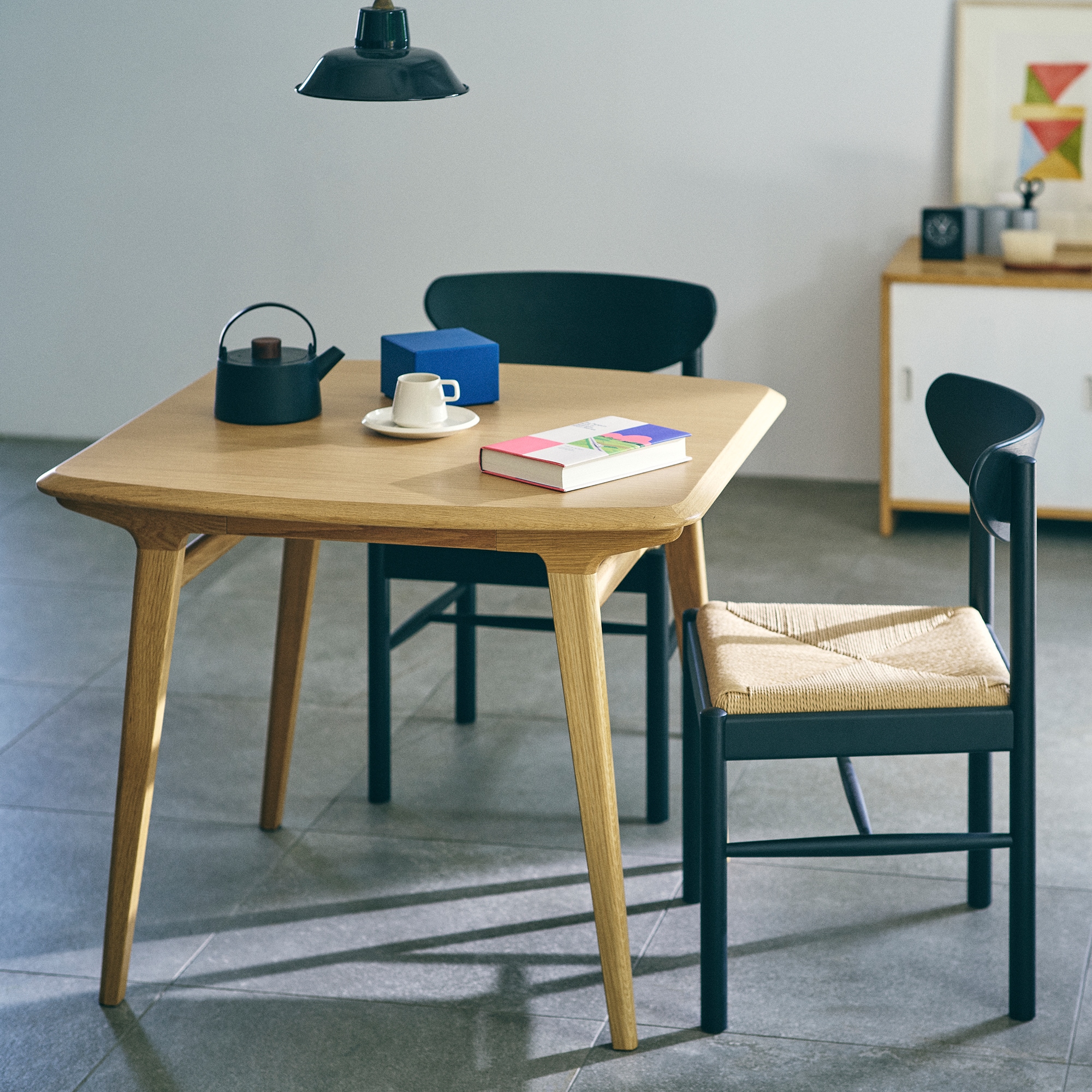 ［ＩＤＥＥ］セット　ＩＫＩ　ＤＩＮＩＮＧ　ＴＡＢＬＥ　９００＋ＭＥＭＯＬＡ　ＢＫ