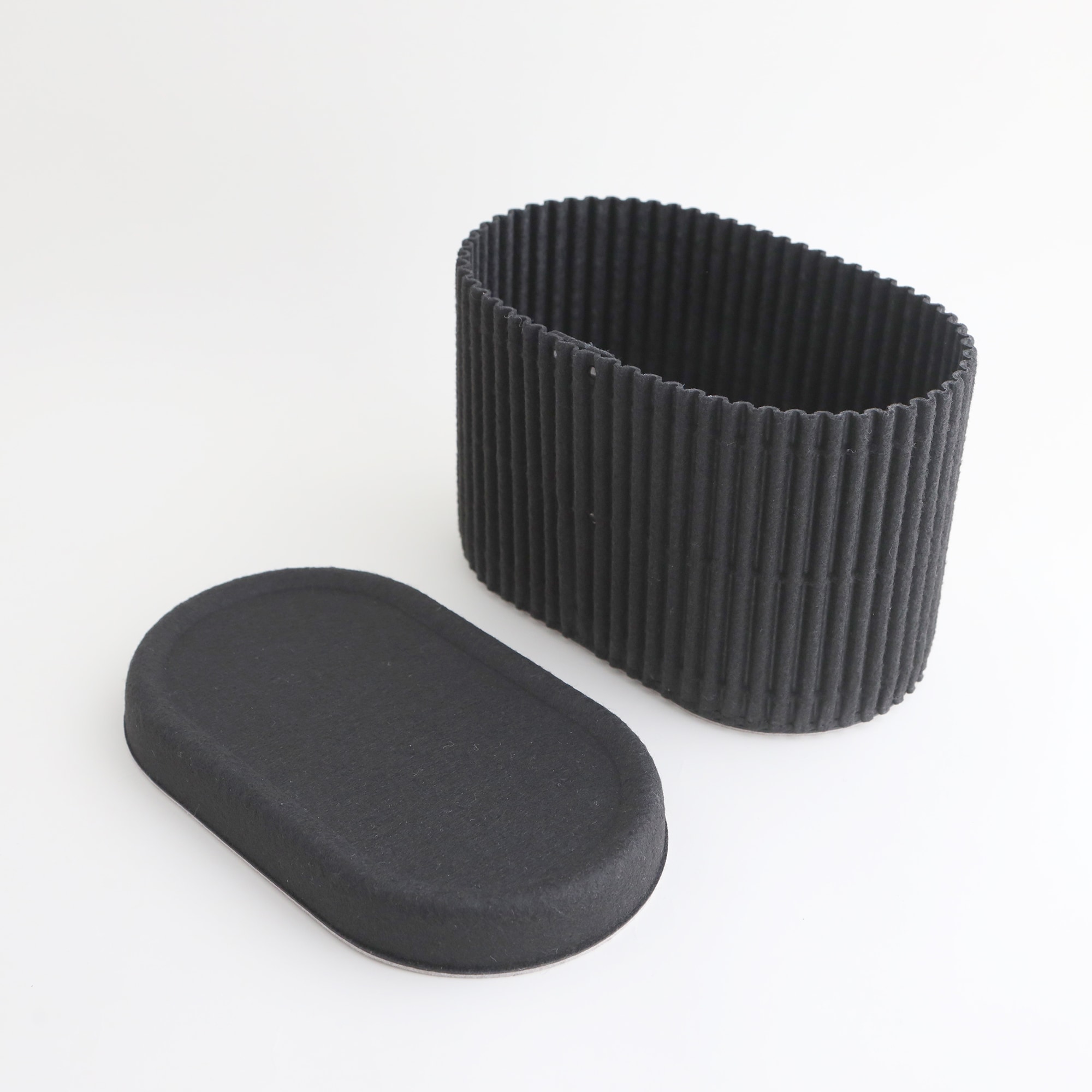 ［ＩＤＥＥ］Ｓａｚａ　ボックス　Ｍ　ブラック