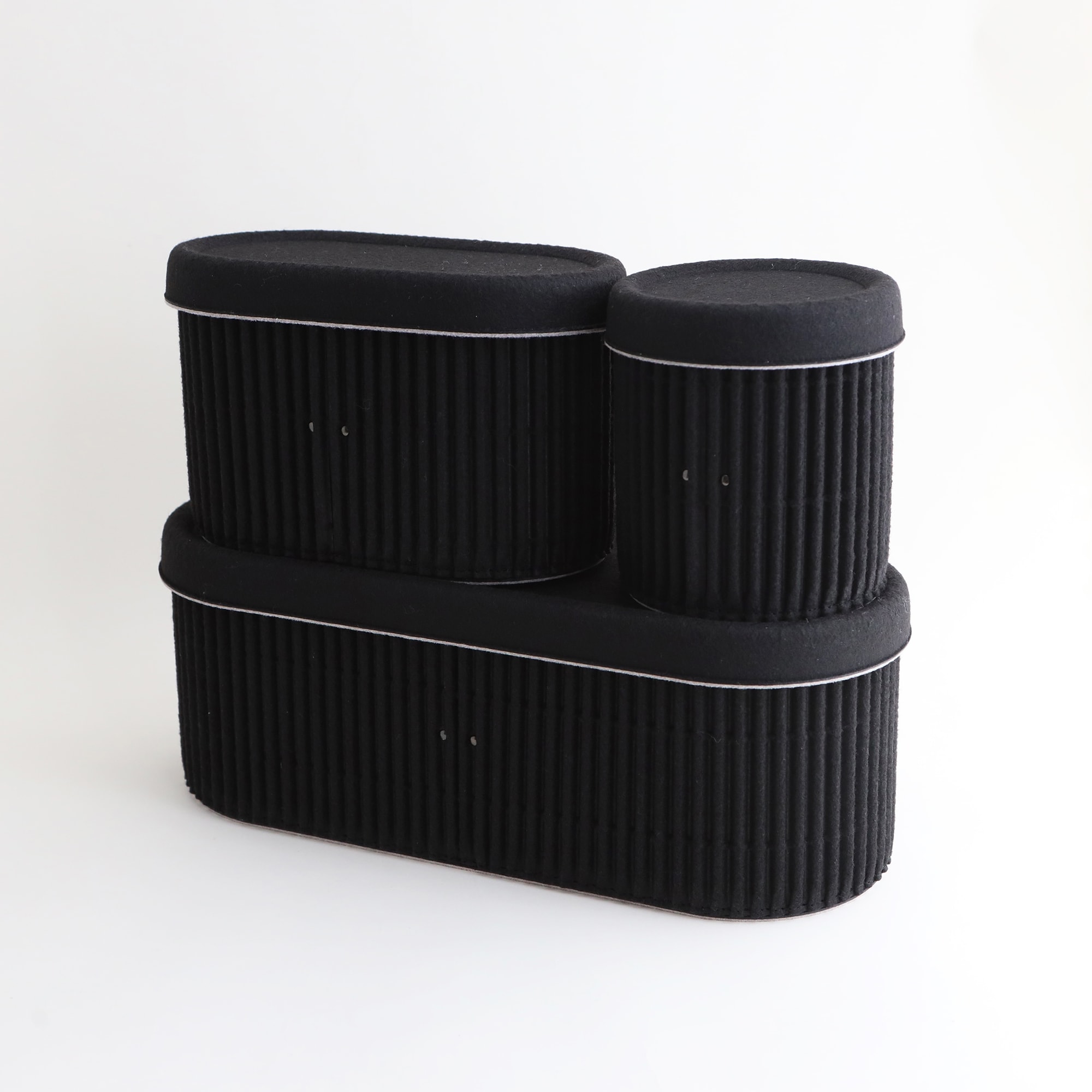 ［ＩＤＥＥ］Ｓａｚａ　ボックス　Ｍ　ブラック