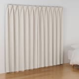 ポリエステル杢糸ドビー織（防炎・遮光性）プリーツカーテン