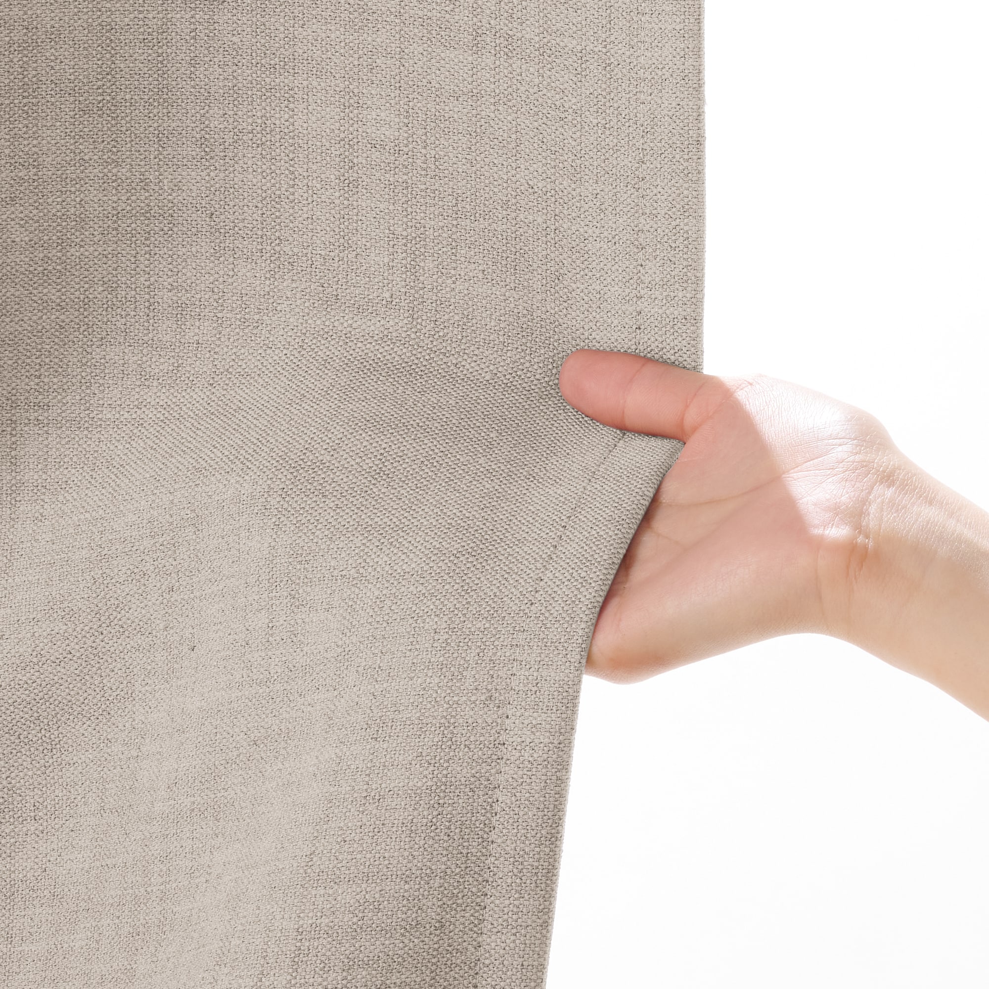 ポリエステル杢糸ドビー織（防炎・遮光性）プリーツカーテン