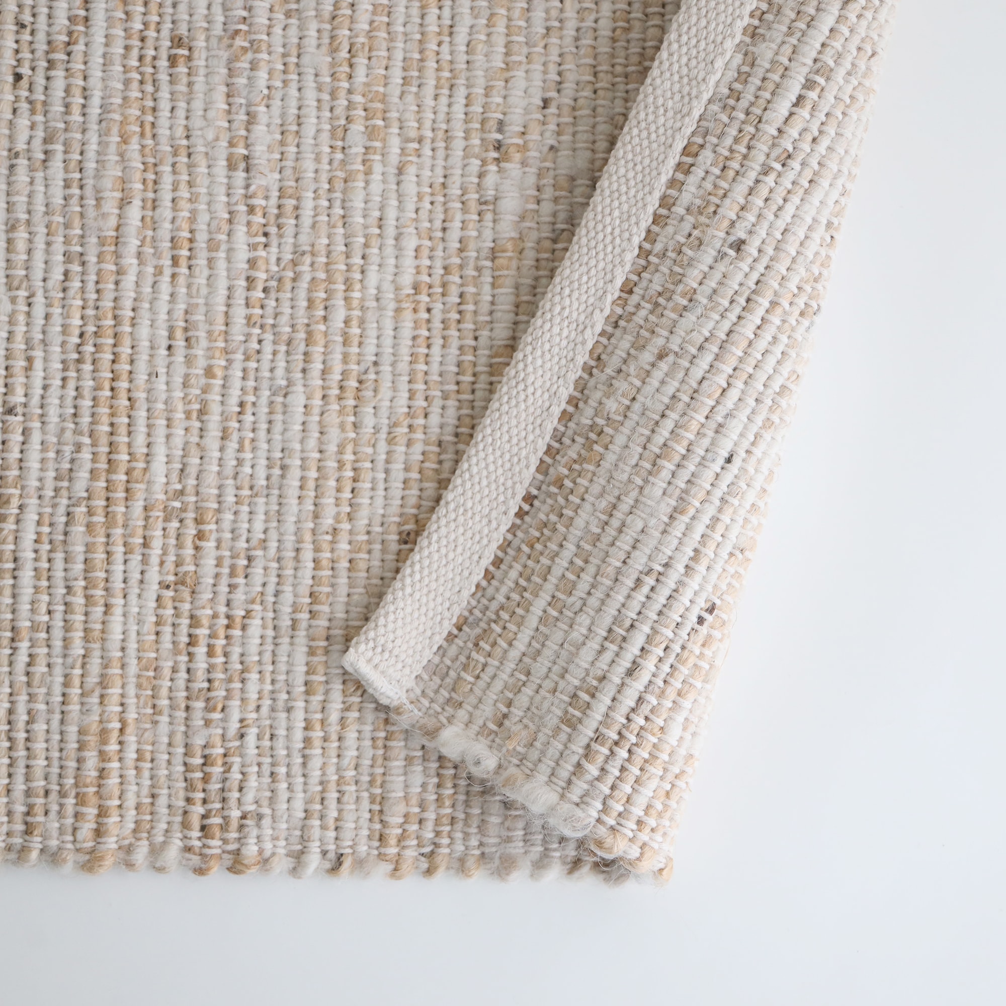 ［ＩＤＥＥ］ＩＤＥＥ　Ｊｕｔｅｍａｔ　ホワイト　４０×６０㎝