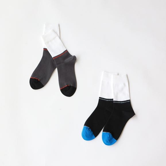 ［ＩＤＥＥ］Ｃｏｍｐｏｓｉｔｉｏｎ　Ｓｏｃｋｓ　ネオンボーダー　ブルー