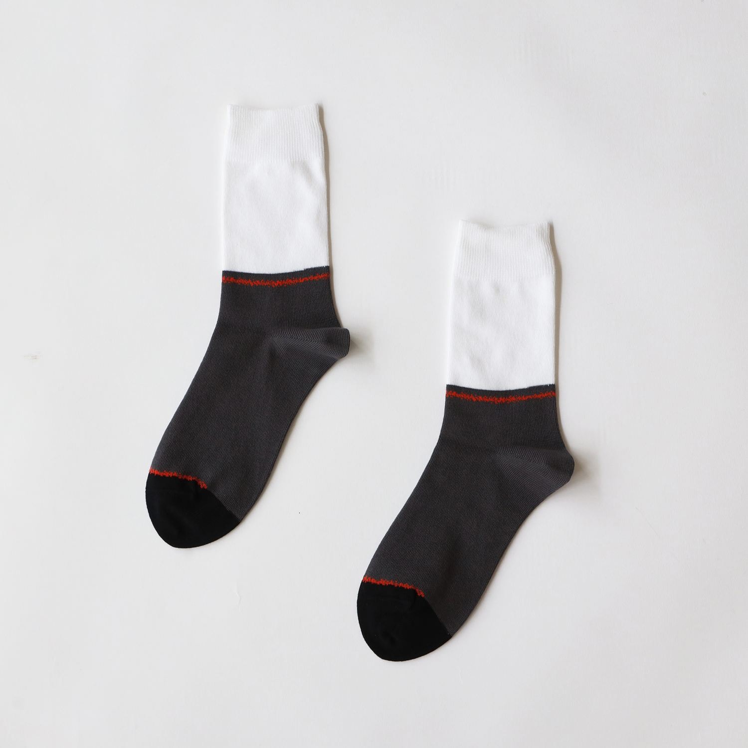 ［ＩＤＥＥ］Ｃｏｍｐｏｓｉｔｉｏｎ　Ｓｏｃｋｓ　ネオンボーダー　オレンジ