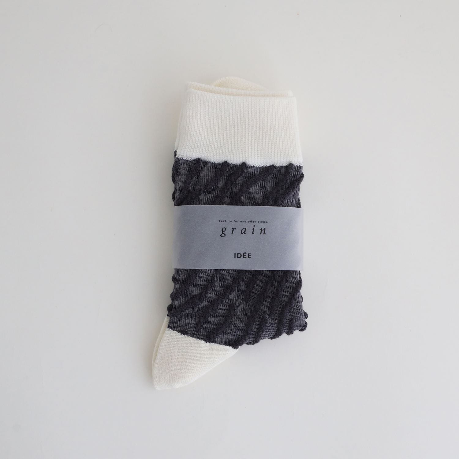 ［ＩＤＥＥ］Ｇｒａｉｎ　Ｓｏｃｋｓ　Ｄｒｉｆｔ　チャコールグレー