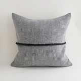 ［ＩＤＥＥ］ＩＤＥＥウールクッションカバー　４５×４５ｃｍ用　ブラック