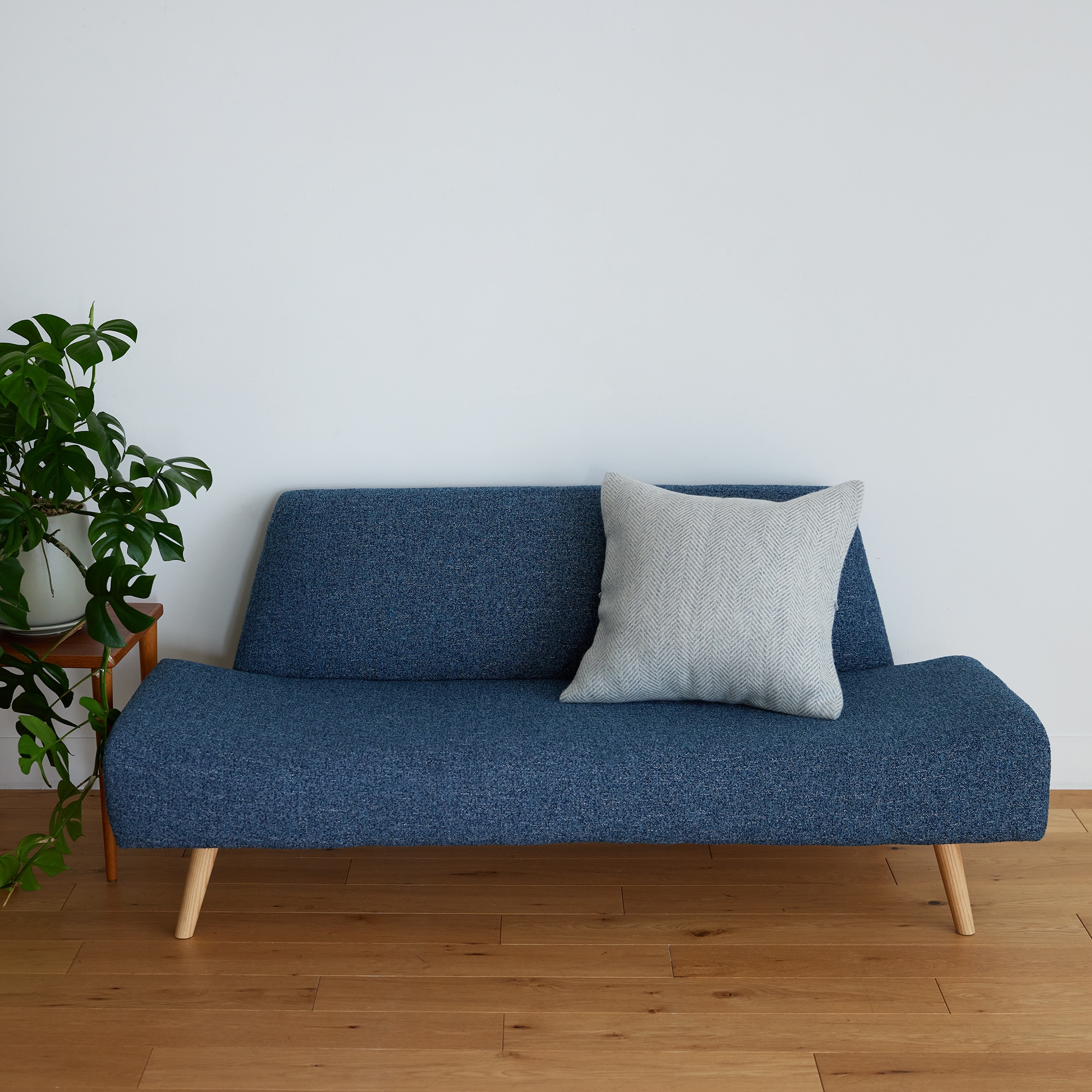 ［ＩＤＥＥ］ＩＤＥＥウールクッションカバー　４５×４５ｃｍ用　グレー