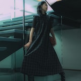 ［ＩＤＥＥ］Ｈ＆ｂｙＰＯＯＬ　スリーブレスワンピース　ホワイトウインドウペン