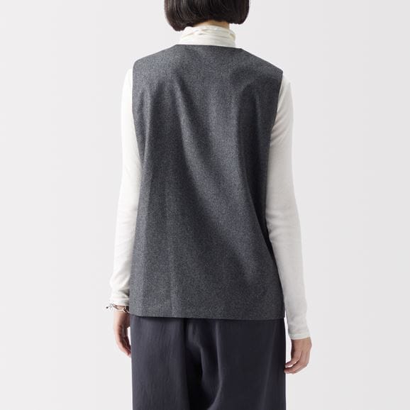 ［ＩＤＥＥ］Ｈ＆ｂｙＰＯＯＬ　ベスト　オフホワイト