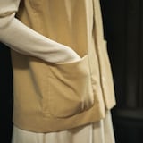 ［ＩＤＥＥ］Ｈ＆ｂｙＰＯＯＬ　ベスト　オフホワイト