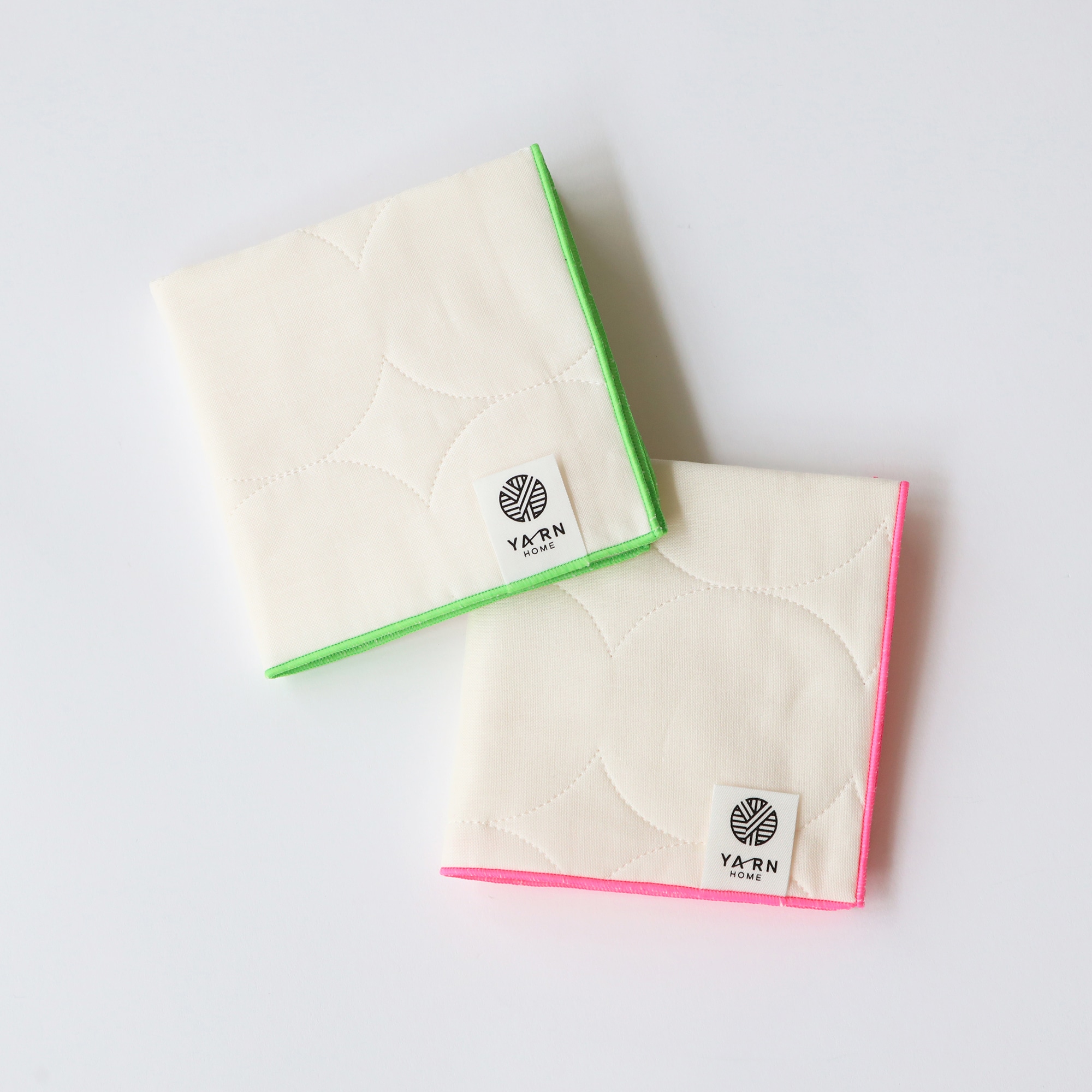 ［ＩＤＥＥ］ＹＡＲＮ　ＨＯＭＥハンカチ　ネオンピンク
