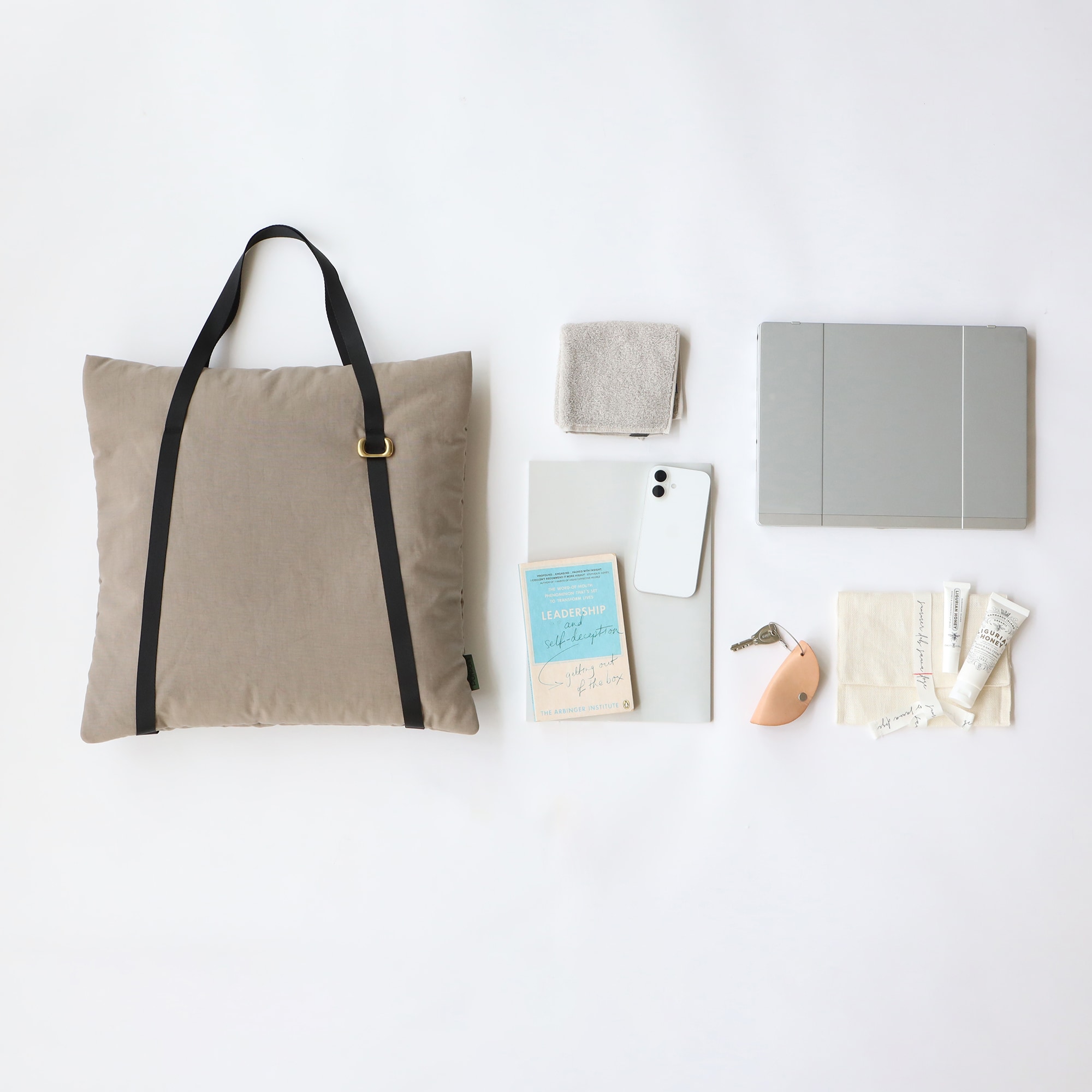 ［ＩＤＥＥ］ＰＵＦＰＯＮ　Ｔｏｔｅｂａｇ　ブラック