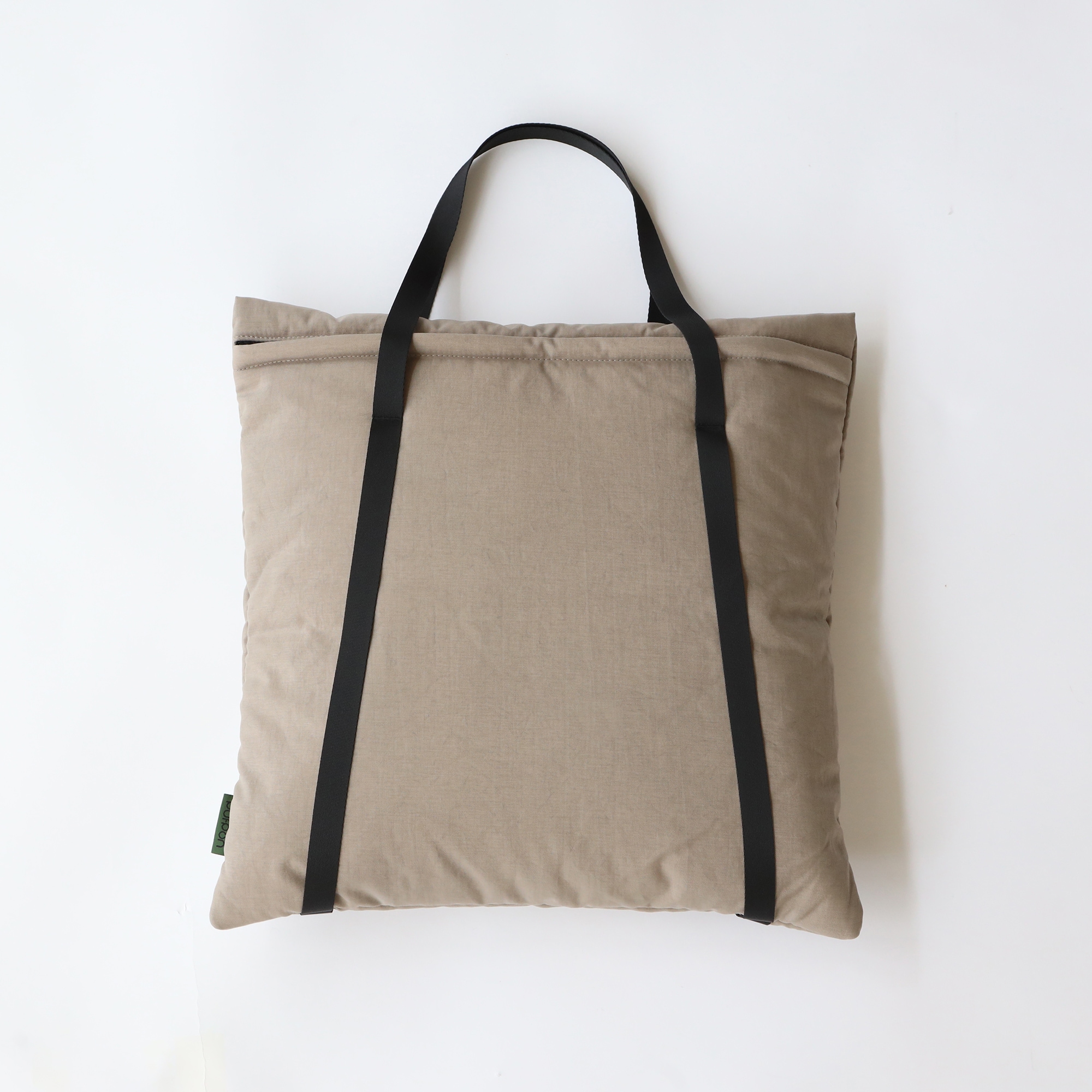 ［ＩＤＥＥ］ＰＵＦＰＯＮ　Ｔｏｔｅｂａｇ　ベージュ