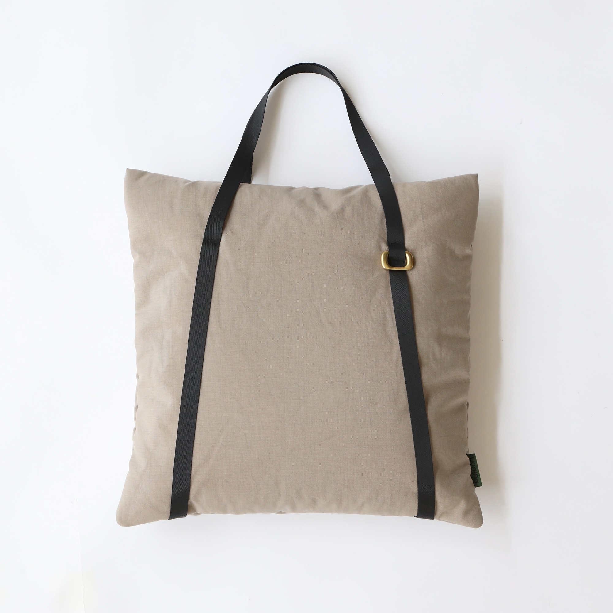 ［ＩＤＥＥ］ＰＵＦＰＯＮ　Ｔｏｔｅｂａｇ　ベージュ