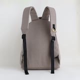 ［ＩＤＥＥ］ＰＵＦＰＯＮ　バックパック　ベージュ