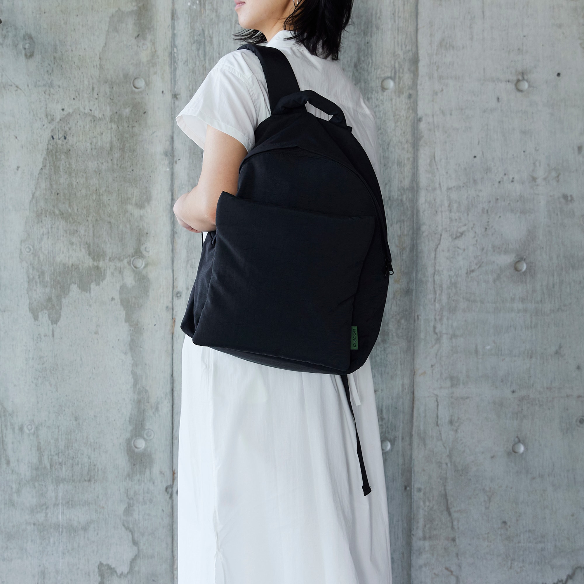 ［ＩＤＥＥ］ＰＵＦＰＯＮ　バックパック　ベージュ
