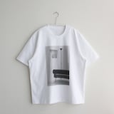［ＩＤＥＥ］Ｐｈｏｔｏｇｒａｐｈｙ　Ｔシャツ　Ｓｏｆａ　ホワイト