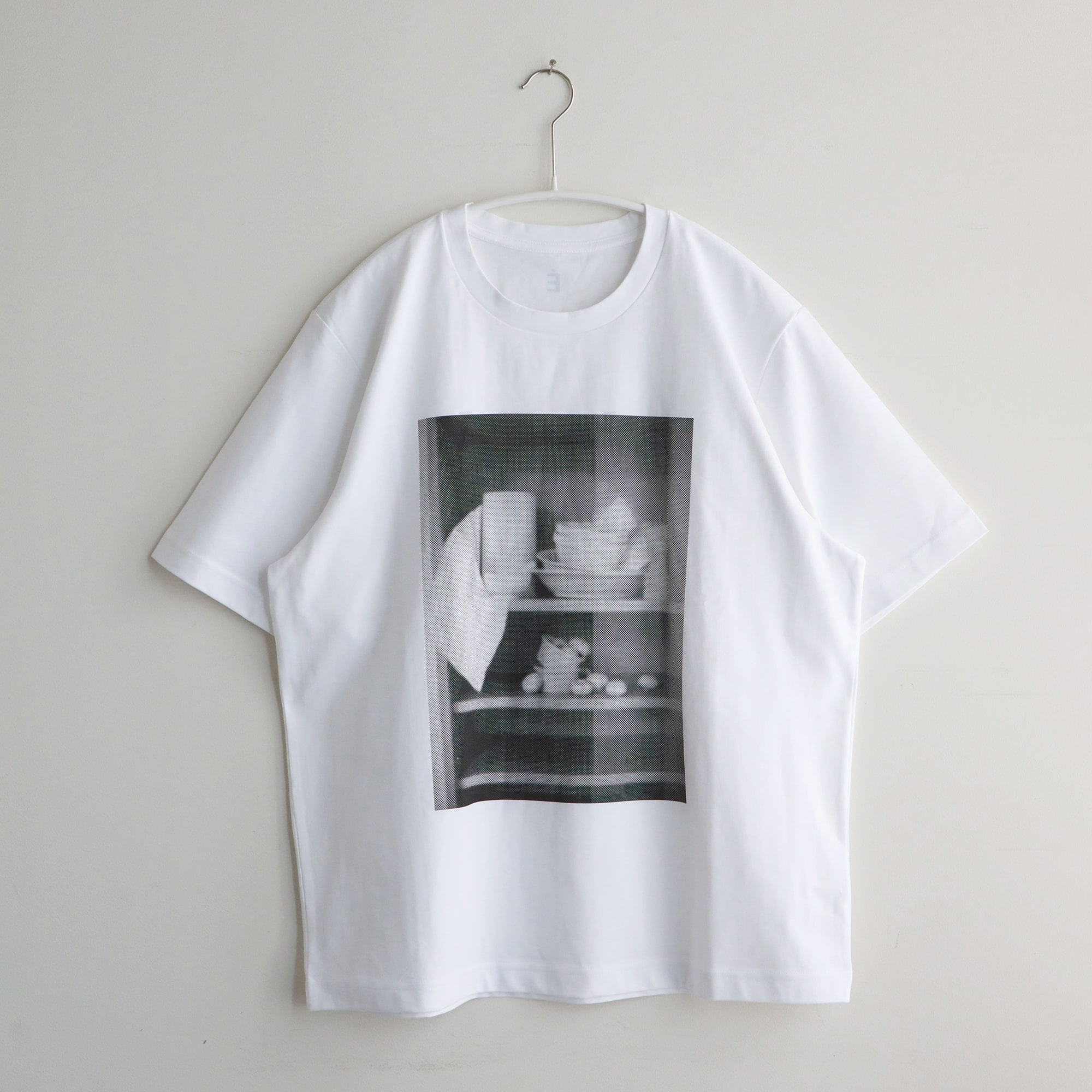 ［ＩＤＥＥ］Ｐｈｏｔｏｇｒａｐｈｙ　Ｔシャツ　マッシュルーム　ホワイト