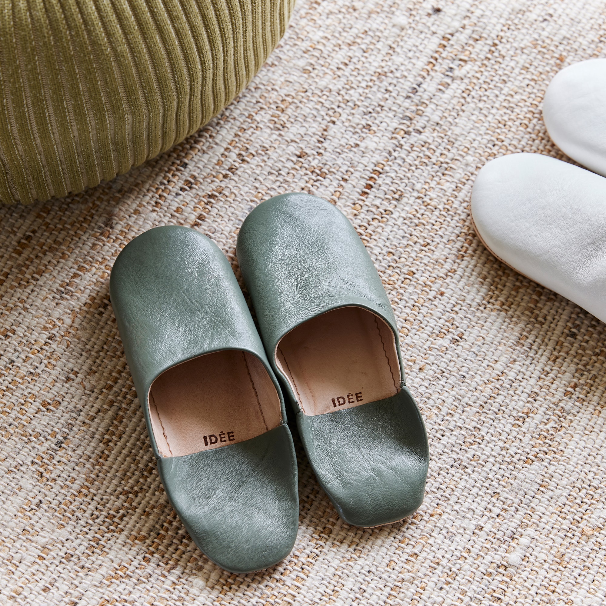 ［ＩＤＥＥ］ＩＤＥＥバブーシュＳ　ＳＭＯＫＹ　ＧＲＥＥＮ