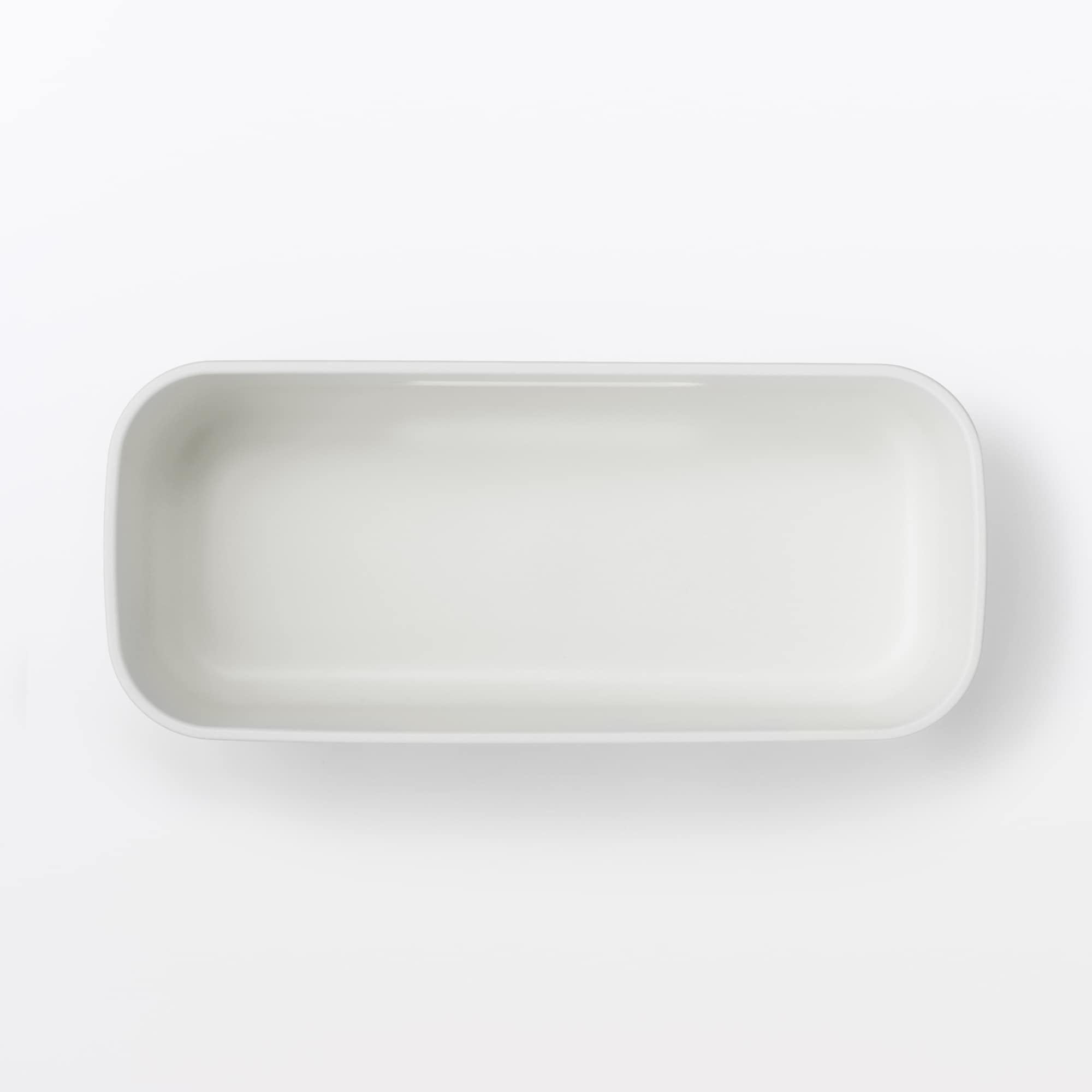 吊るしても使える　薄型収納ケース　奥行１１ｃｍ