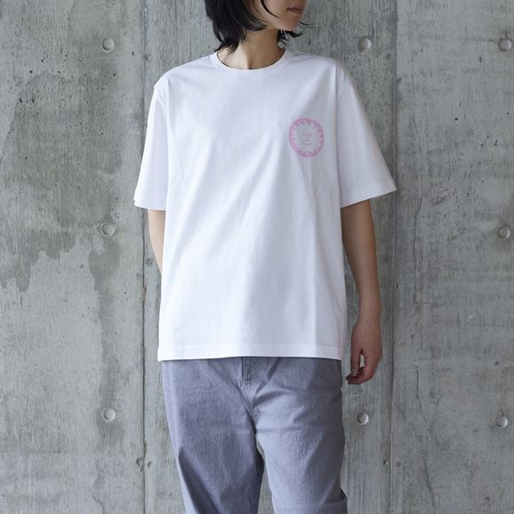 ［ＩＤＥＥ］Ｈｅｌｓｉｎｋｉ　Ｐｌａｙｇｒｏｕｎｄ　Ｔシャツ　Ｓｕｎ