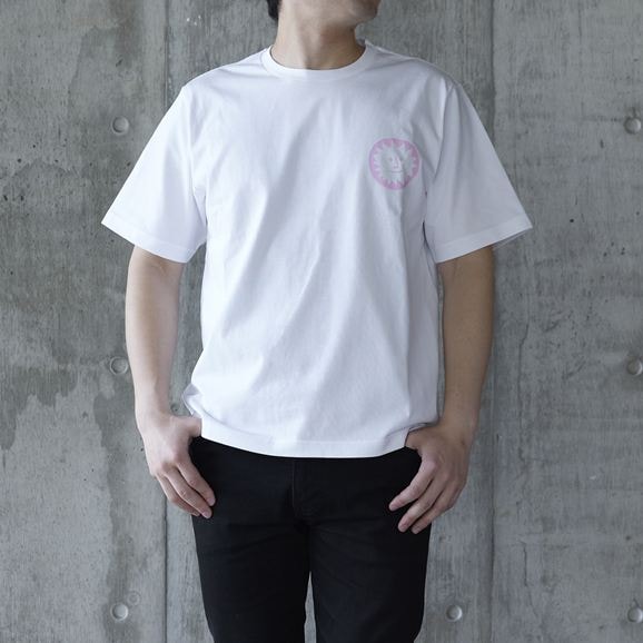 ［ＩＤＥＥ］Ｈｅｌｓｉｎｋｉ　Ｐｌａｙｇｒｏｕｎｄ　Ｔシャツ　Ｓｕｎ