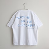 ［ＩＤＥＥ］Ｈｅｌｓｉｎｋｉ　Ｐｌａｙｇｒｏｕｎｄ　Ｔシャツ　Ｓｕｎ