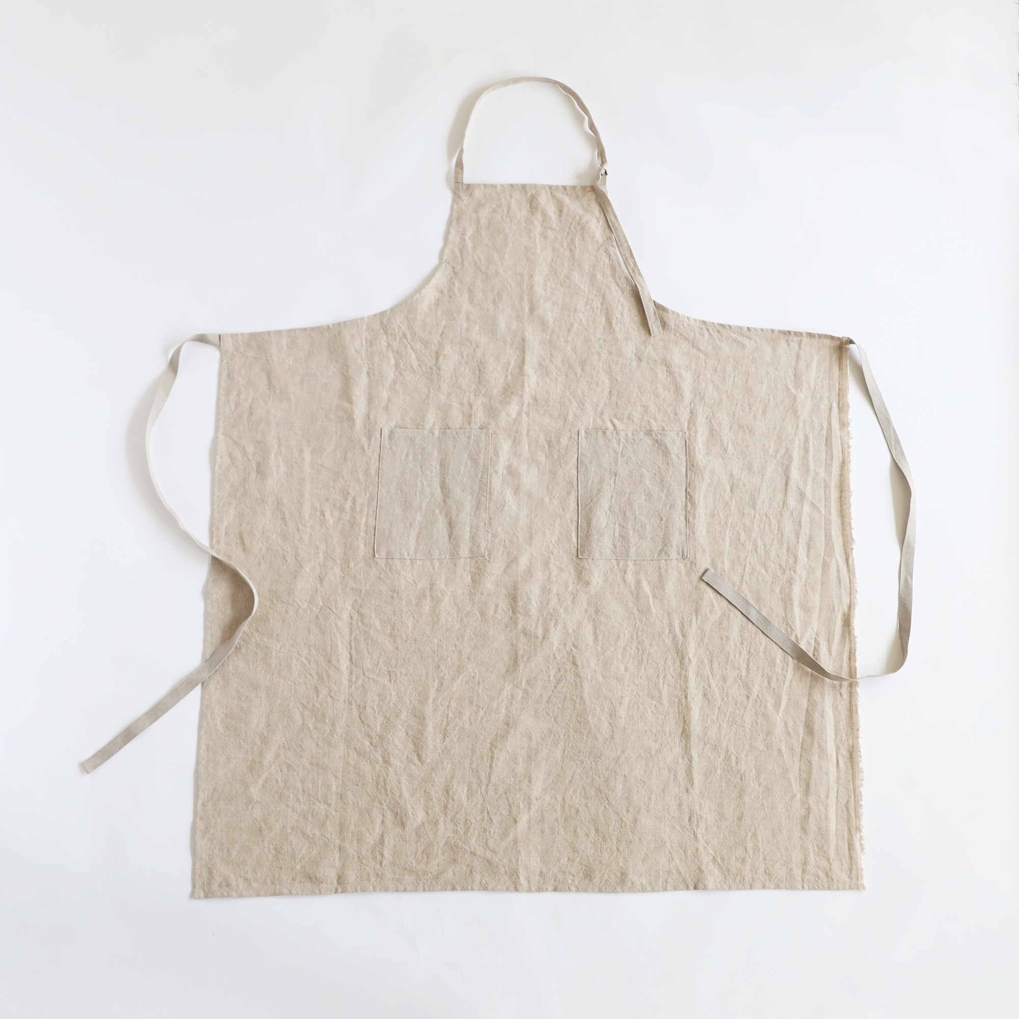 ［ＩＤＥＥ］ａ　ｔａｂｌｅ　ｌｉｎｅｎ　エプロン　エクリュ