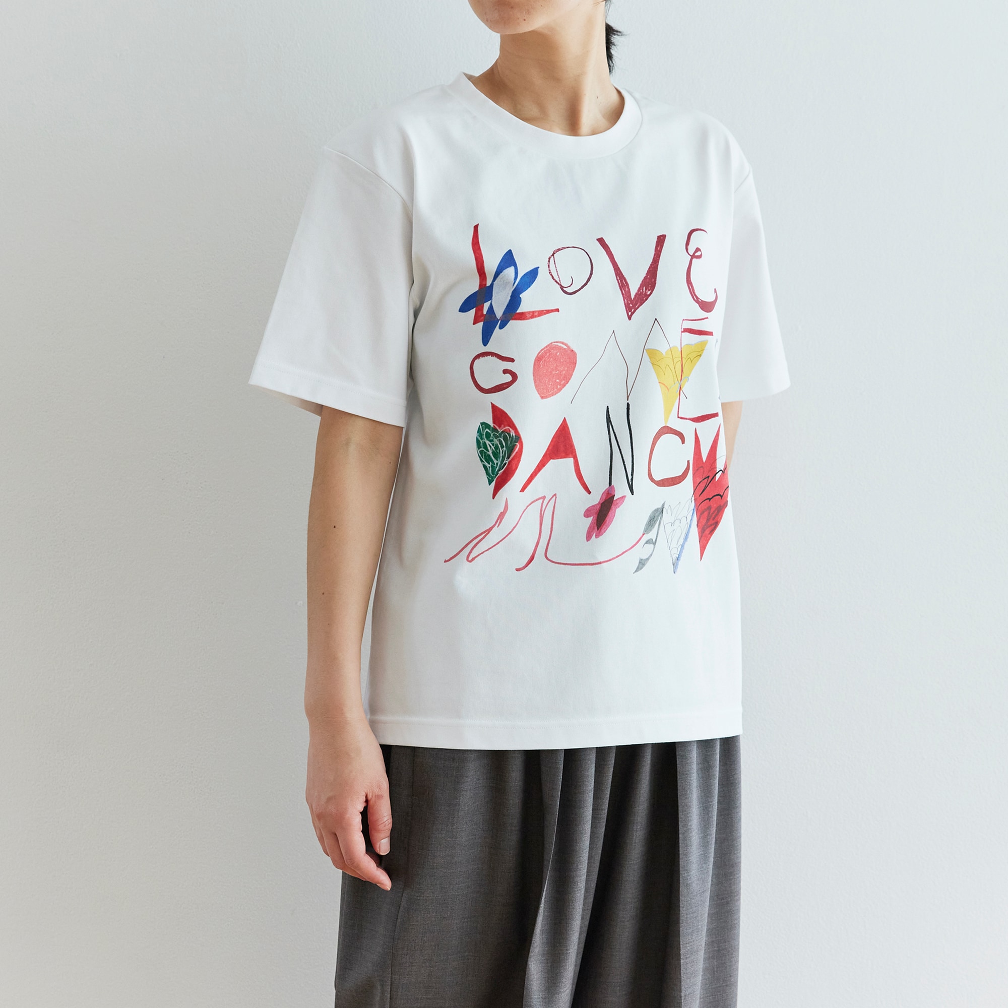 ［ＩＤＥＥ］吉野マオ　Ｔシャツ　Ｌｏｖｅ　Ｃｏｍｅｓ　Ｄａｎｃｉｎｇ